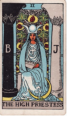 high priestess tarot card